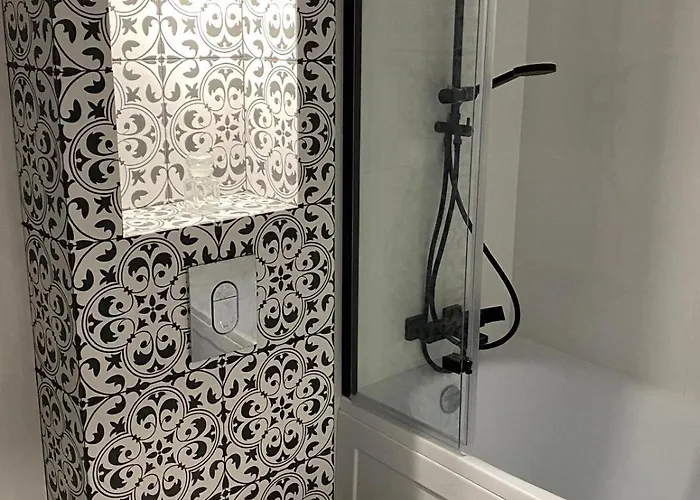 Primo De Lux 아파트 우치